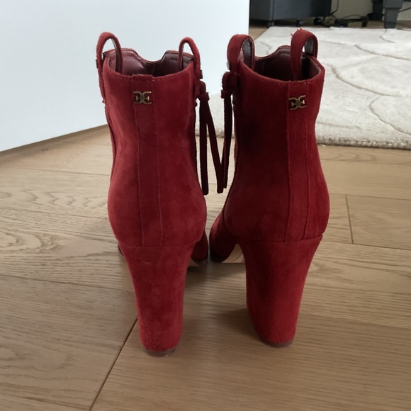 Red suede  above ankle boots. - Picture 5 of 5